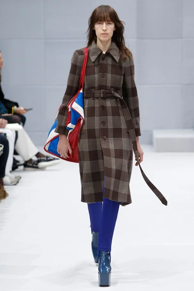 Look 40